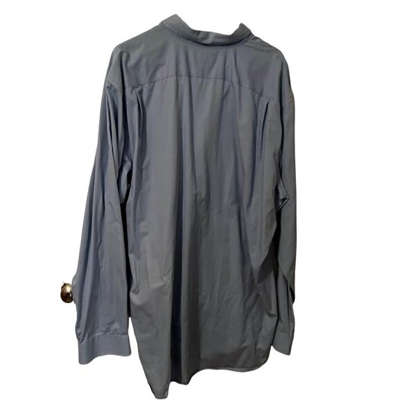 L.L. Bean Button Down Shirt Light Blue - Picture 7 of 10